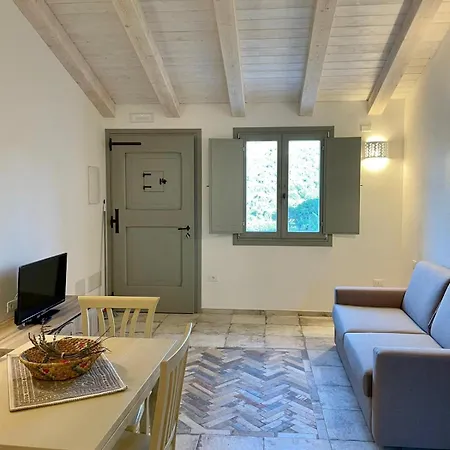 Tenuta Paltusa Feriegård *