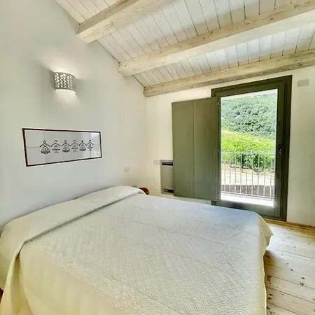 Tenuta Paltusa Фермерский дом Calangianus